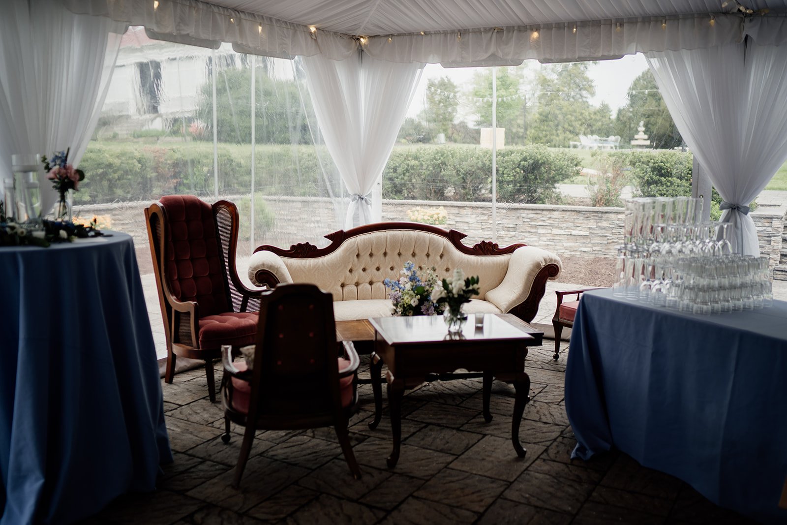 Historic Rosemont Manor wedding cocktail hour inspiration