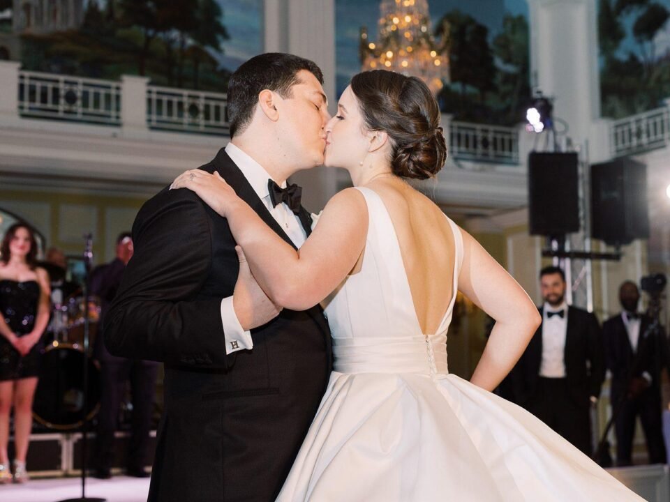 bride-and-groom-kissing