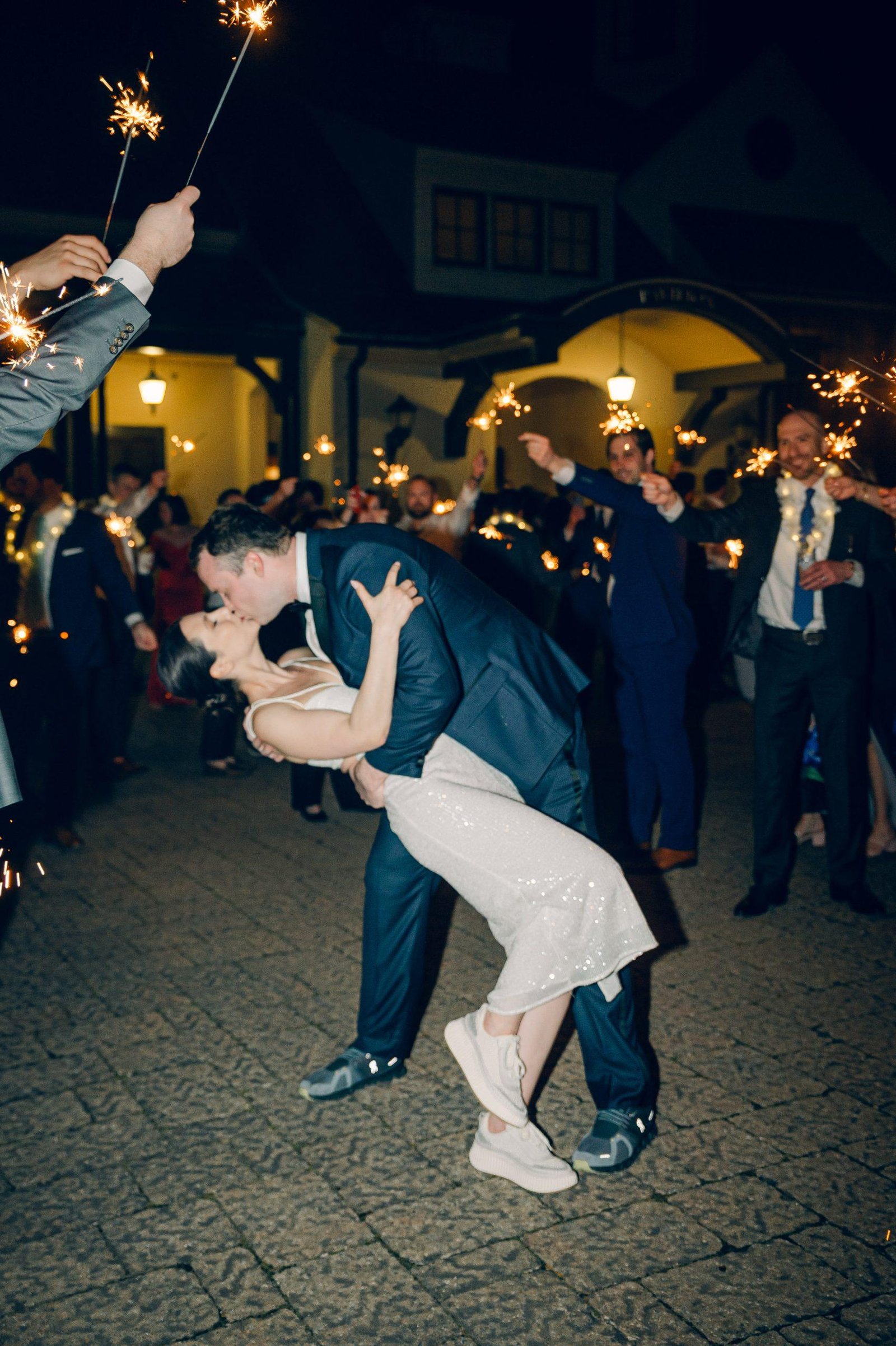 boars head resort wedding wedding sparkler exit