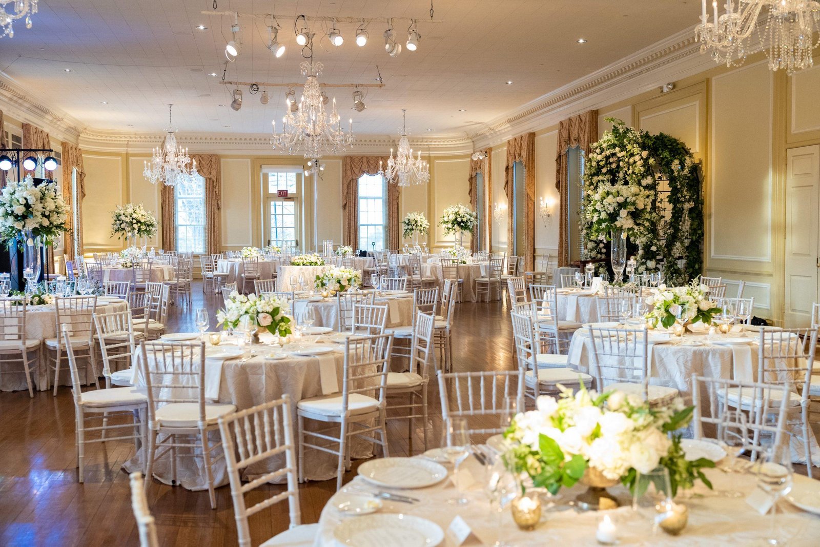 Farmington Country Club wedding reception ballroom