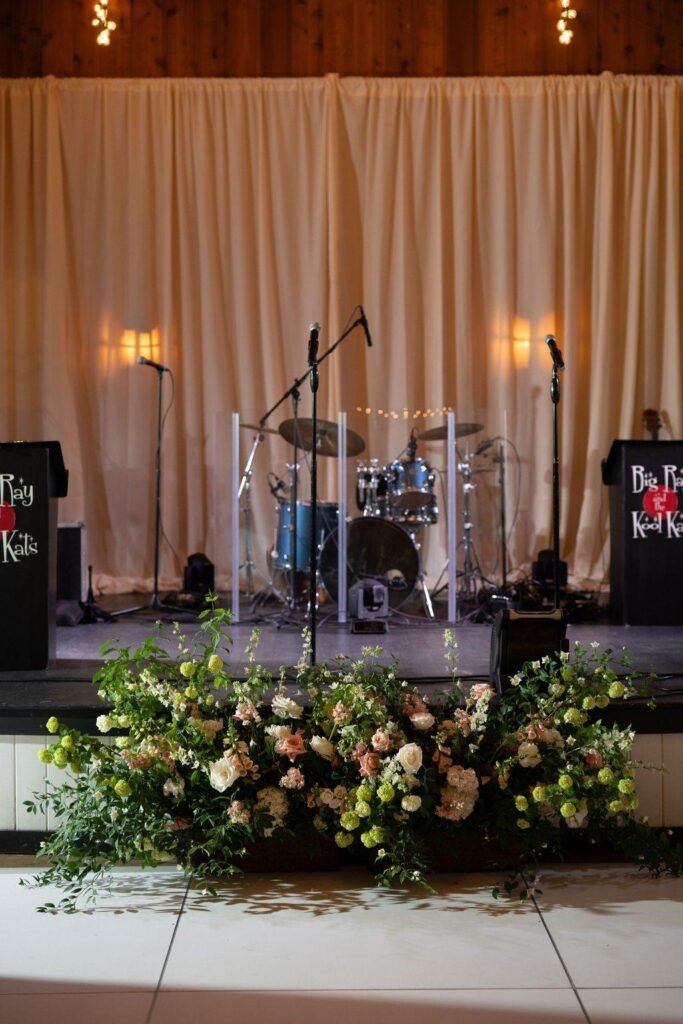 Castle Hill Cider wedding band